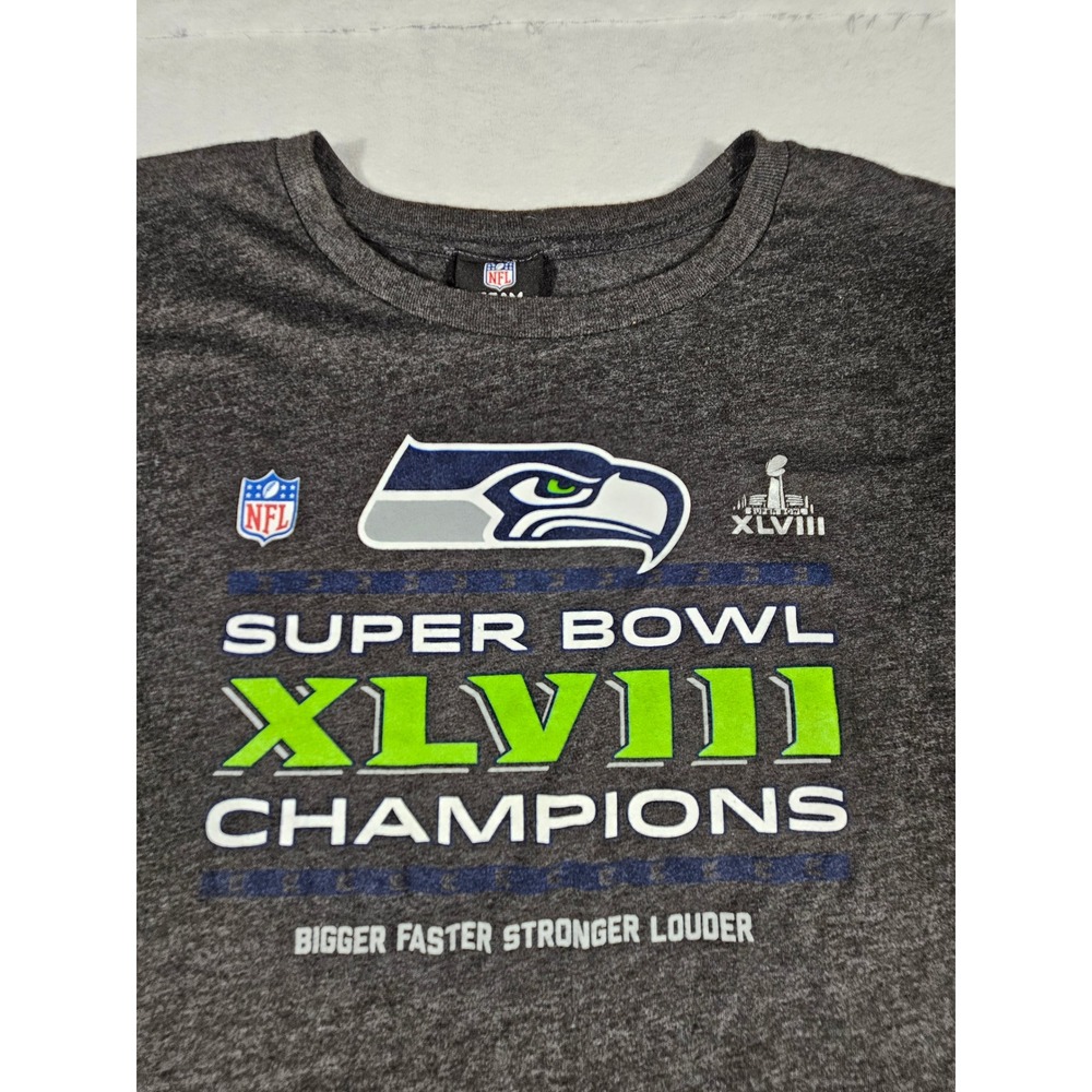 NFL Team Apparel Seattle Seahawks Super Bowl XLVIII Champion Gray T-Shirt Womens